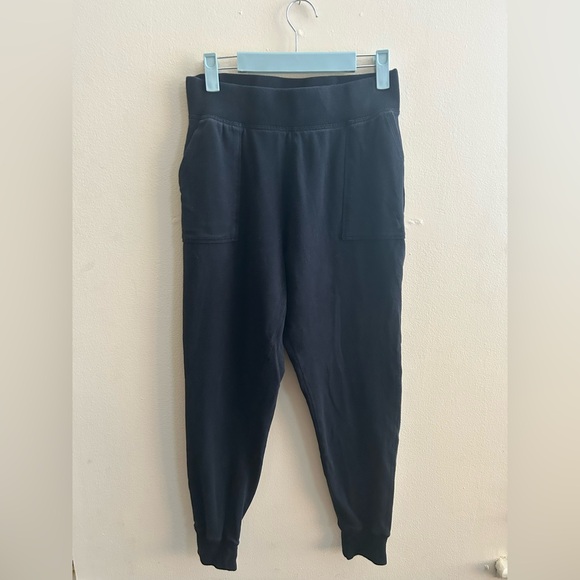 Women’s Nike sweat pants - Picture 1 of 3